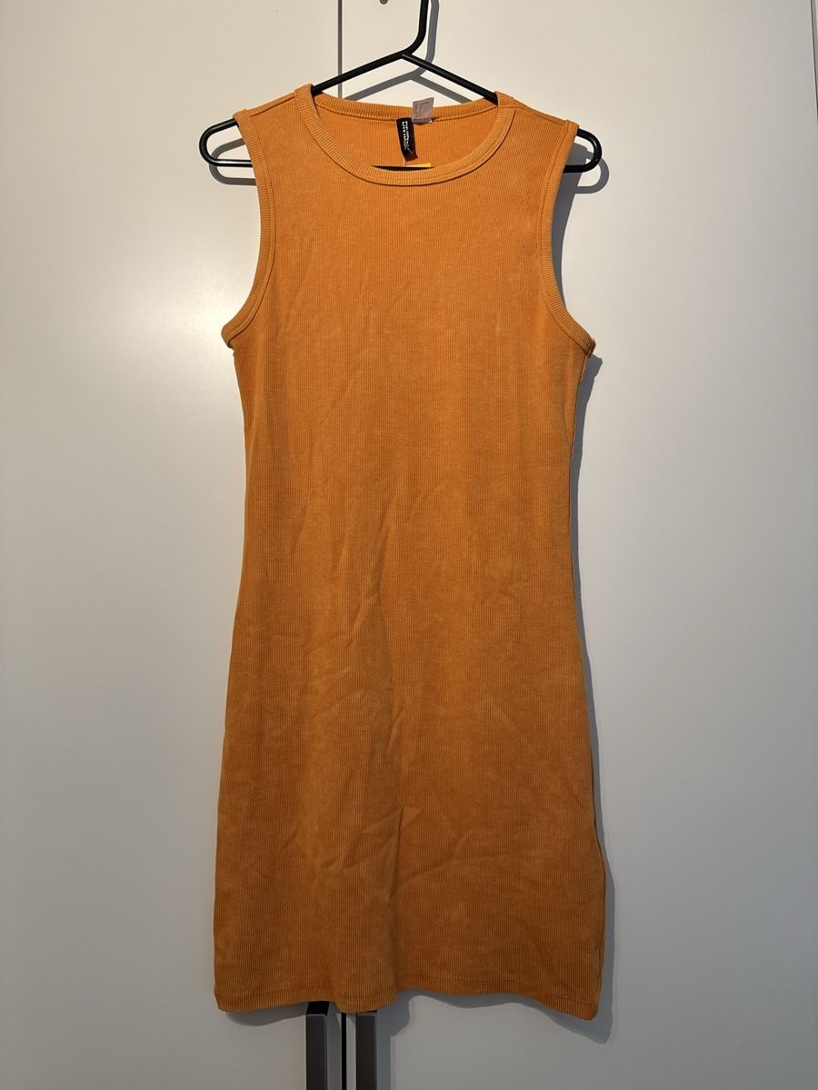 H&M Kleider: Kleid H&M neu – Neu und originalverpackt aus Allschwil von ana_87pj