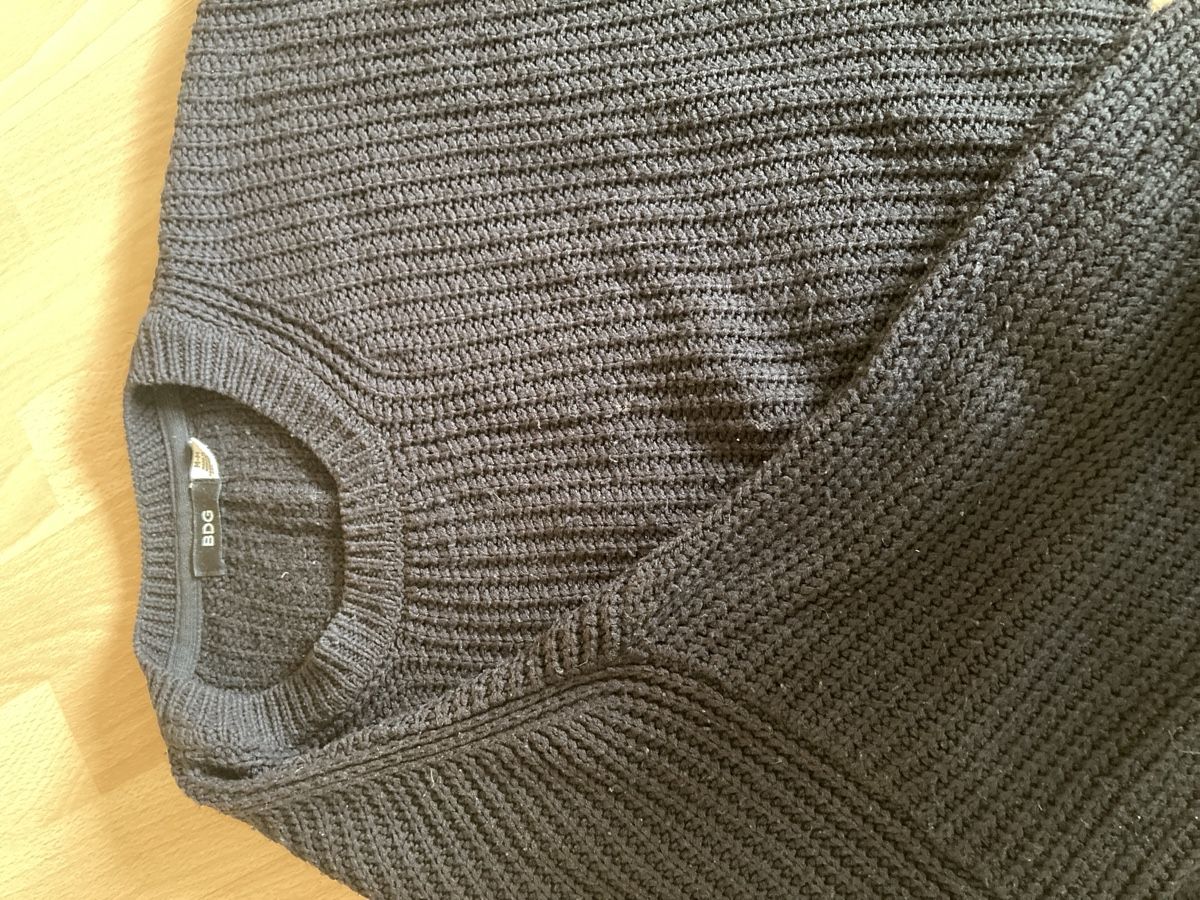 Pullover & Sweatshirts: Pullover – Gebraucht aus Zürich von LaraS30 2
