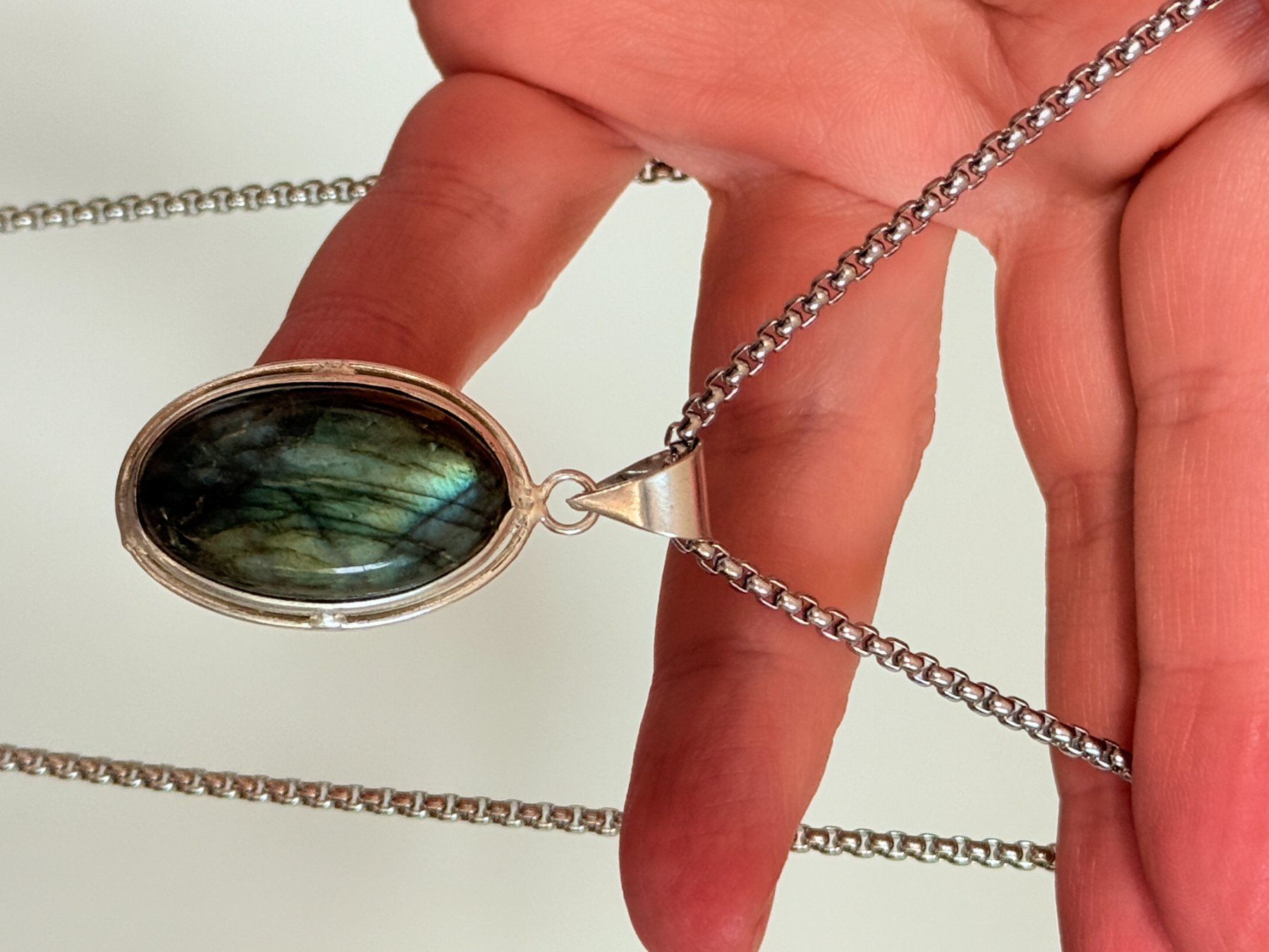 Catenine: Collier Labradorite- Élégance et Mystère! – Nuovo e nell'imballaggio originale da Genève venduto da AGBERG 6