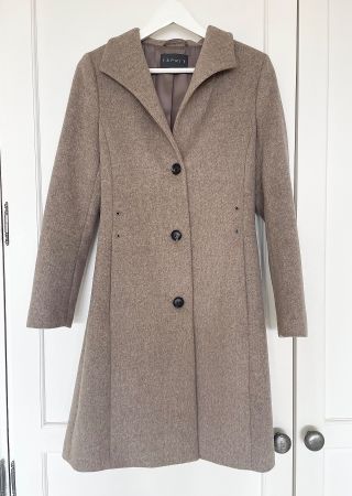 Manteau chic Esprit femme brun clair à boutons – Taille XS