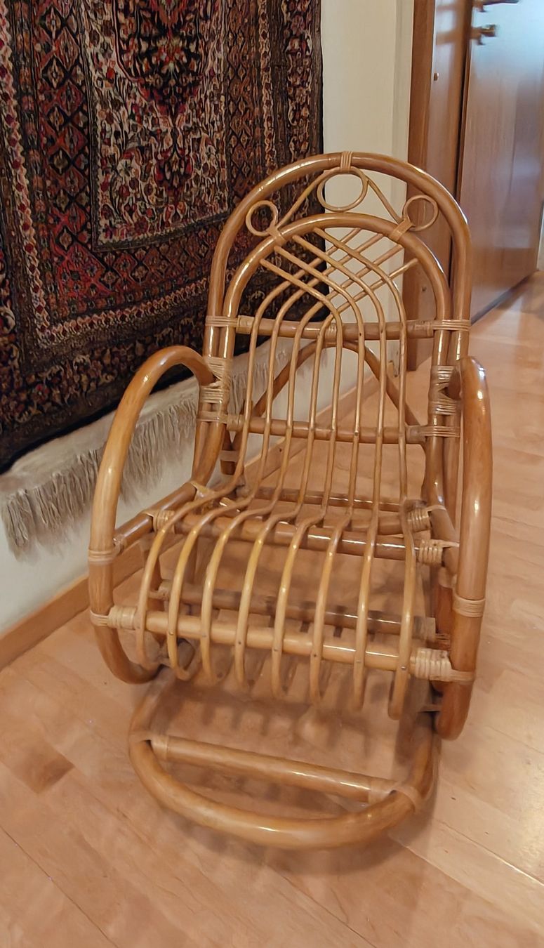 Stühle: Vintage rattan Schaukelstuhl – Gebraucht aus Schaffhausen von kab_9pzn