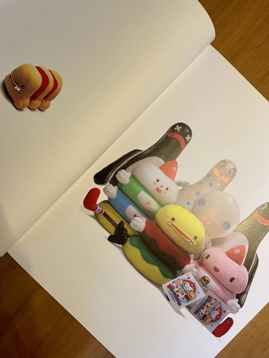 Libri: Friends with you – Usato da Basel venduto da Konix 1