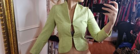 Grüner eleganter Blazer mit Metallhaken – M