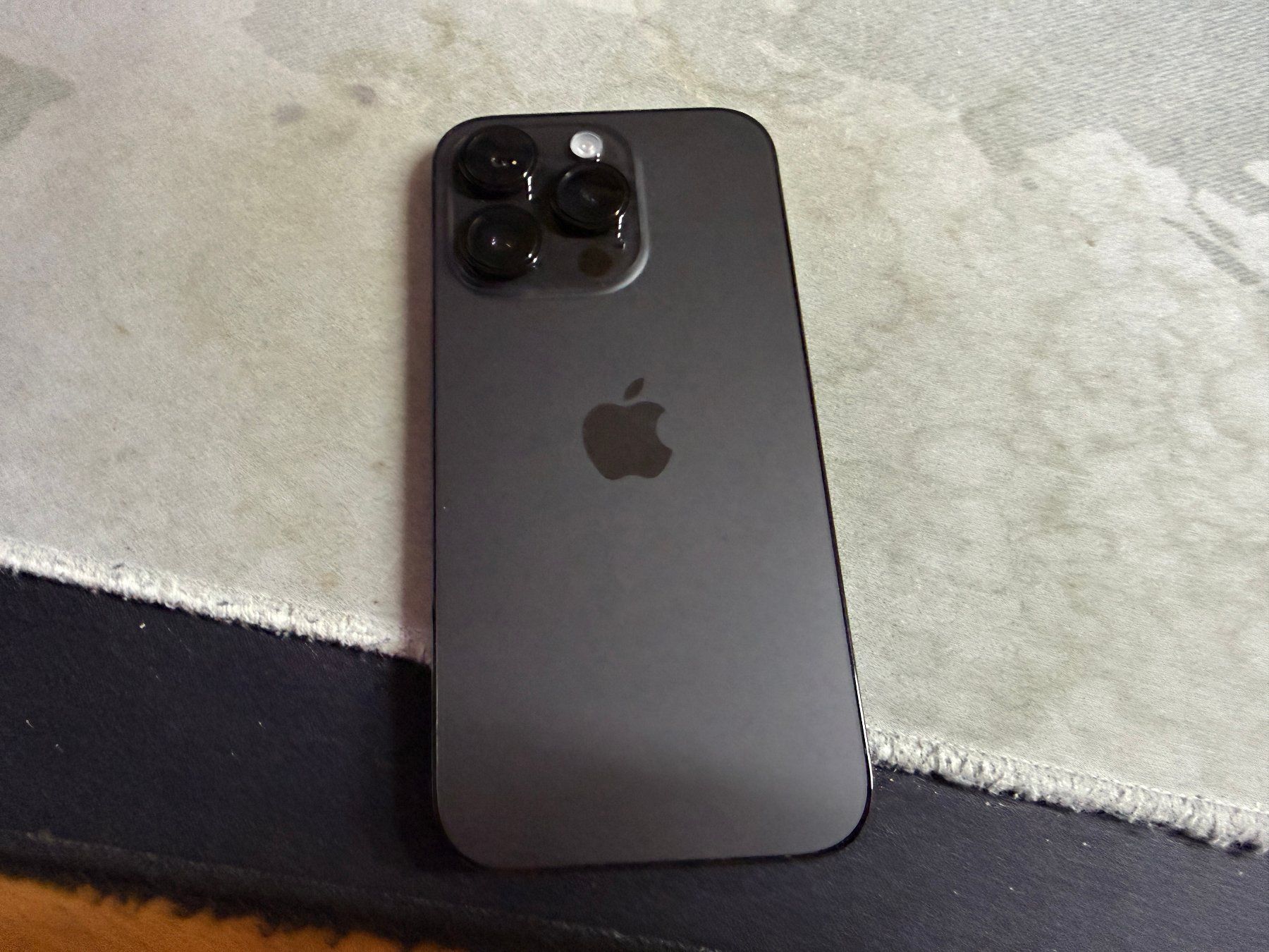 Apple Handys / Smartphones: Iphone 14 Pro 128Gb – Gebraucht aus Au SG von bah_6f5w 1
