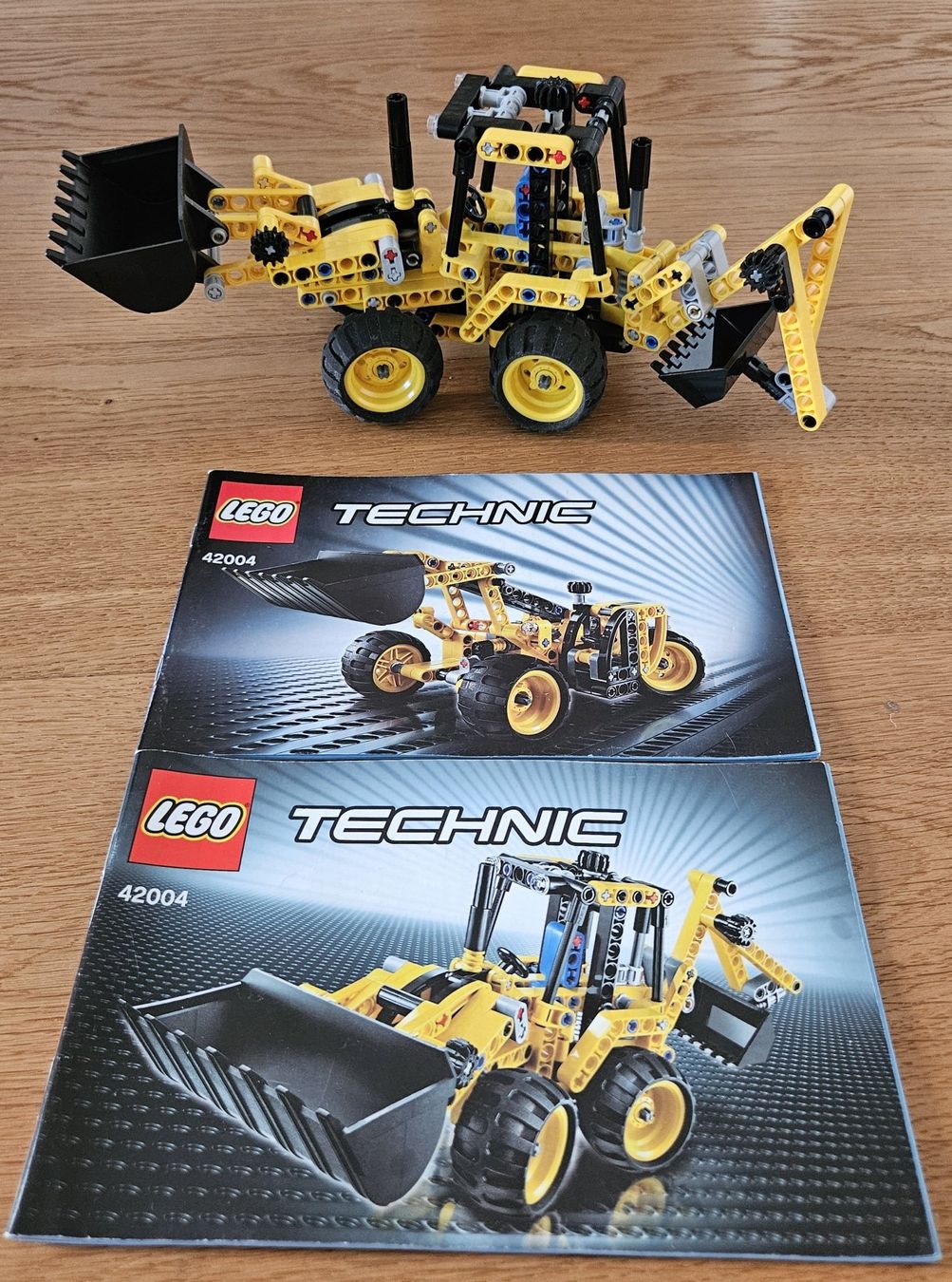 Lego Spielzeuge: Lego Technic 42004 - Heckbagger (2013) – Gebraucht aus Schaffhausen von asyouwestley