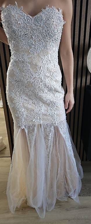 Vestiti: Abendkleid/Brautkleid – Nuovo (secondo la descrizione) da Grosshöchstetten venduto da Qenko