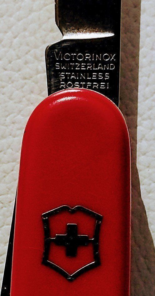 Victorinox Taschenmesser: VICTORINOX OFFIZIER SACKMESSER – Gebraucht aus Kreuzlingen von credo70