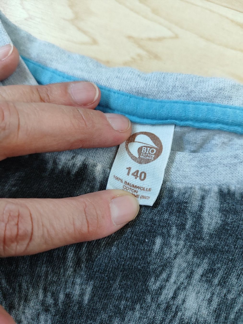 Pullover & Sweatshirts: Cooler Wolf Pullover, Sweatshirt Gr. 140 – Gebraucht aus Seon von Mandes1 2
