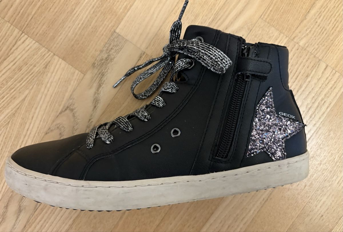 Geox Schuhe für Mädchen: Mädchen Sneaker Halbschuhe Geox Grösse 39 – Gebraucht aus Zürich von mad_lwl6 2