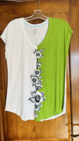 Sommerliches Shirt von Marc Cain mit Blumen Muster, L