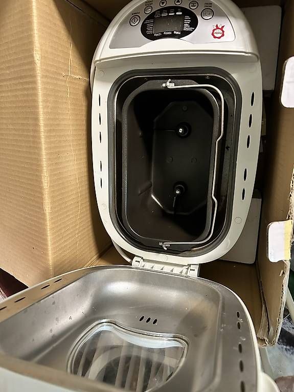 Appareils de cuisine: Machine à pain – D'occasion à Fontaines-Grandson par cle_yw29 3