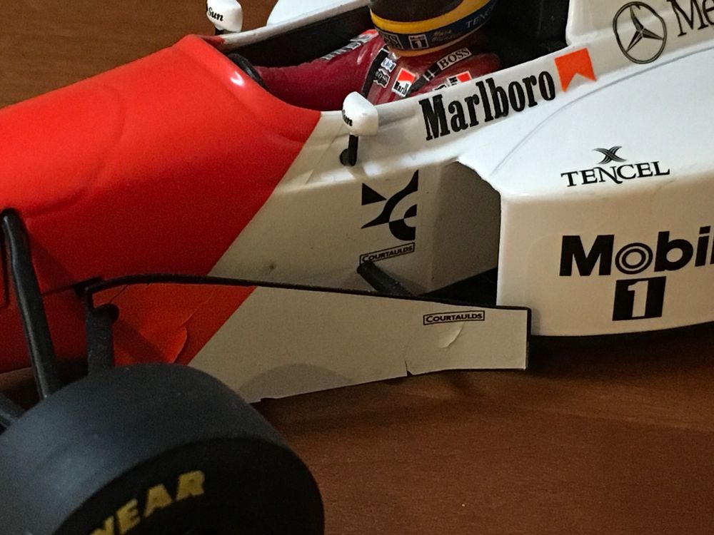 1/18 Marlboro Mclaren Mercedes MP4/10