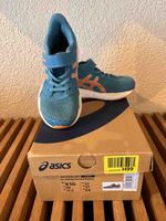 Chaussures enfant Asics taille 27 bon etat