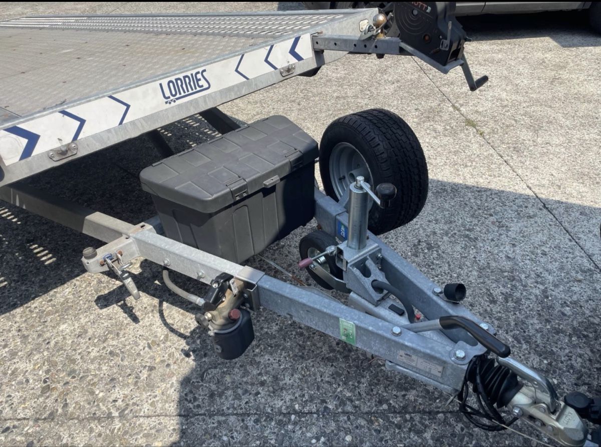 Lorries Rimorchi: Anhänger – Usato da Burg AG venduto da Rl-2390 2