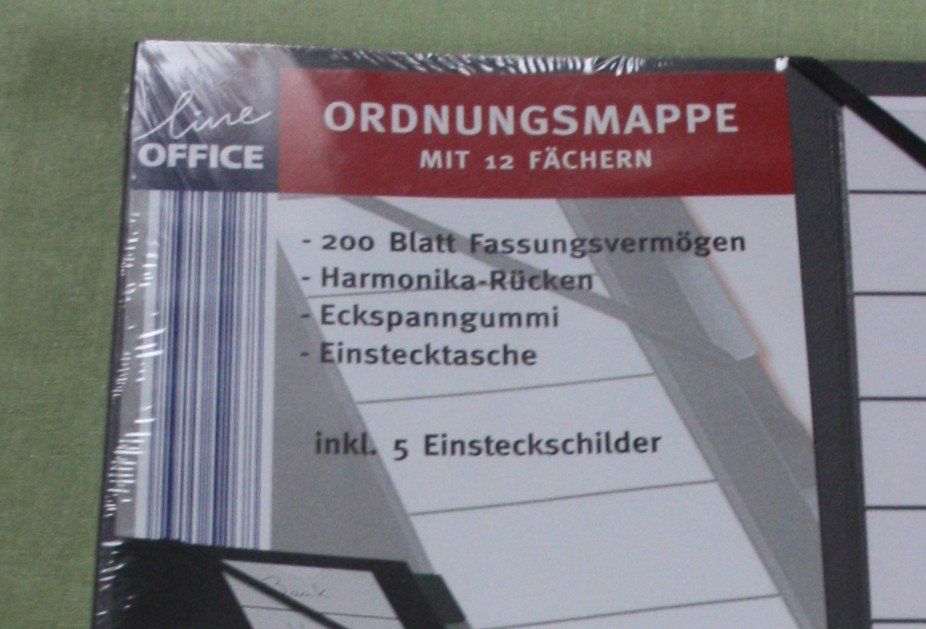 Libri: Ordungsmappe mit 12 Fächer inkl. Einsteckschilder NEU – Nuovo e nell'imballaggio originale da Flüelen venduto da Alt-und-Neu 1
