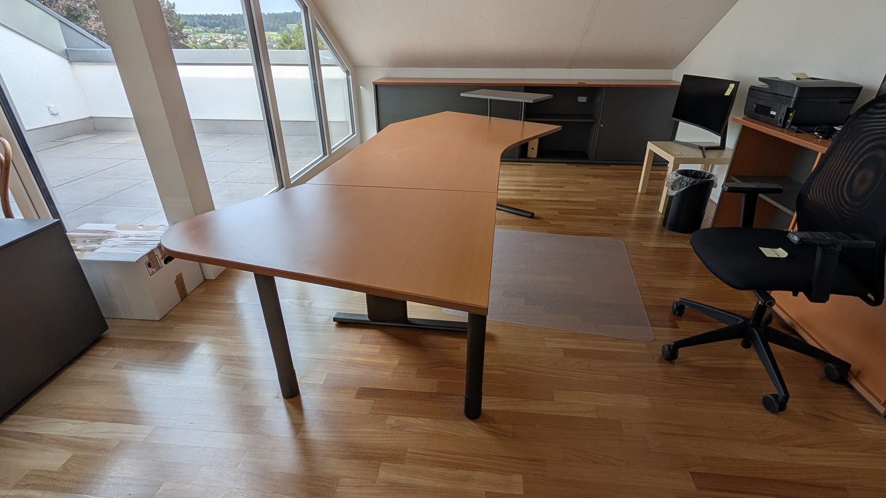 Schreibtische: Schreibtisch/Pult  – Gebraucht aus winterthur von karinepi 1
