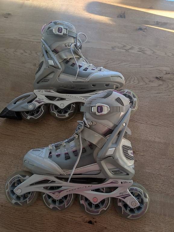 Patins à roul. & inline: Inlineskates – D'occasion à Heimberg par Genie01