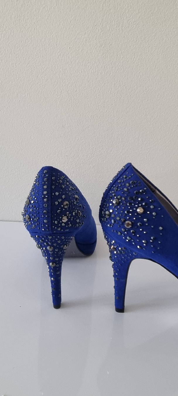 Scarpe da donna: Blu shoes by Catwalk – Nuovo e nell'imballaggio originale da Mendrisio venduto da ann_d9pf 8