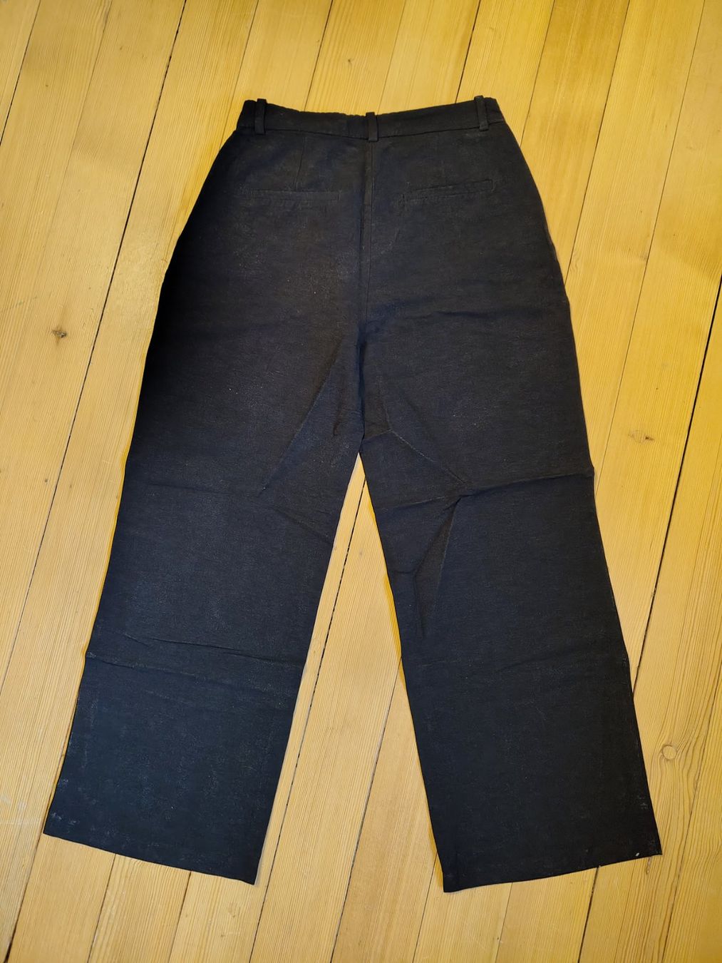 H&M Pantaloni: Schwarze Leinenhose von H+M Grösse 38 – Usato da Basel venduto da ste_g9bv 1