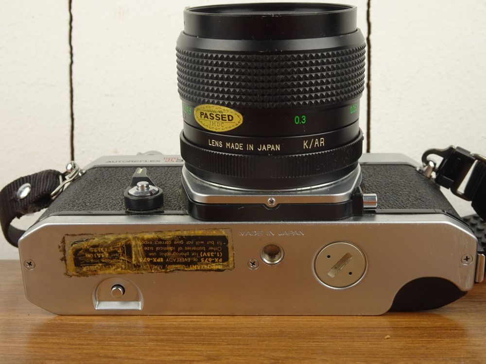 Kamera Konica Autoreflex T3 Vivitar 28mm 1:2 Wide Angle 7