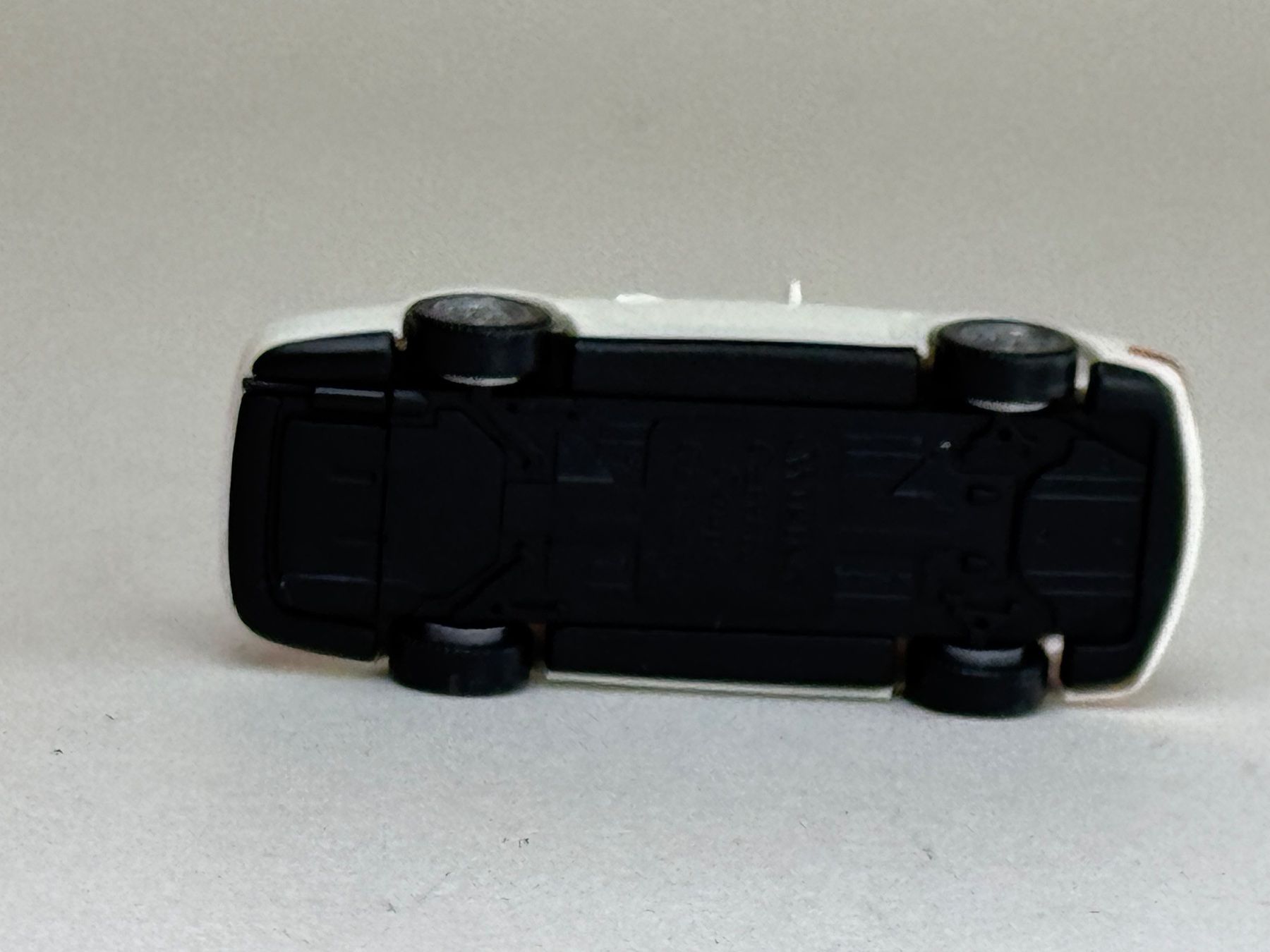 Wiking Modellini d'auto: Wiking Porsche Carrera 4 weiss – Usato da Elm venduto da Wikmtz 2