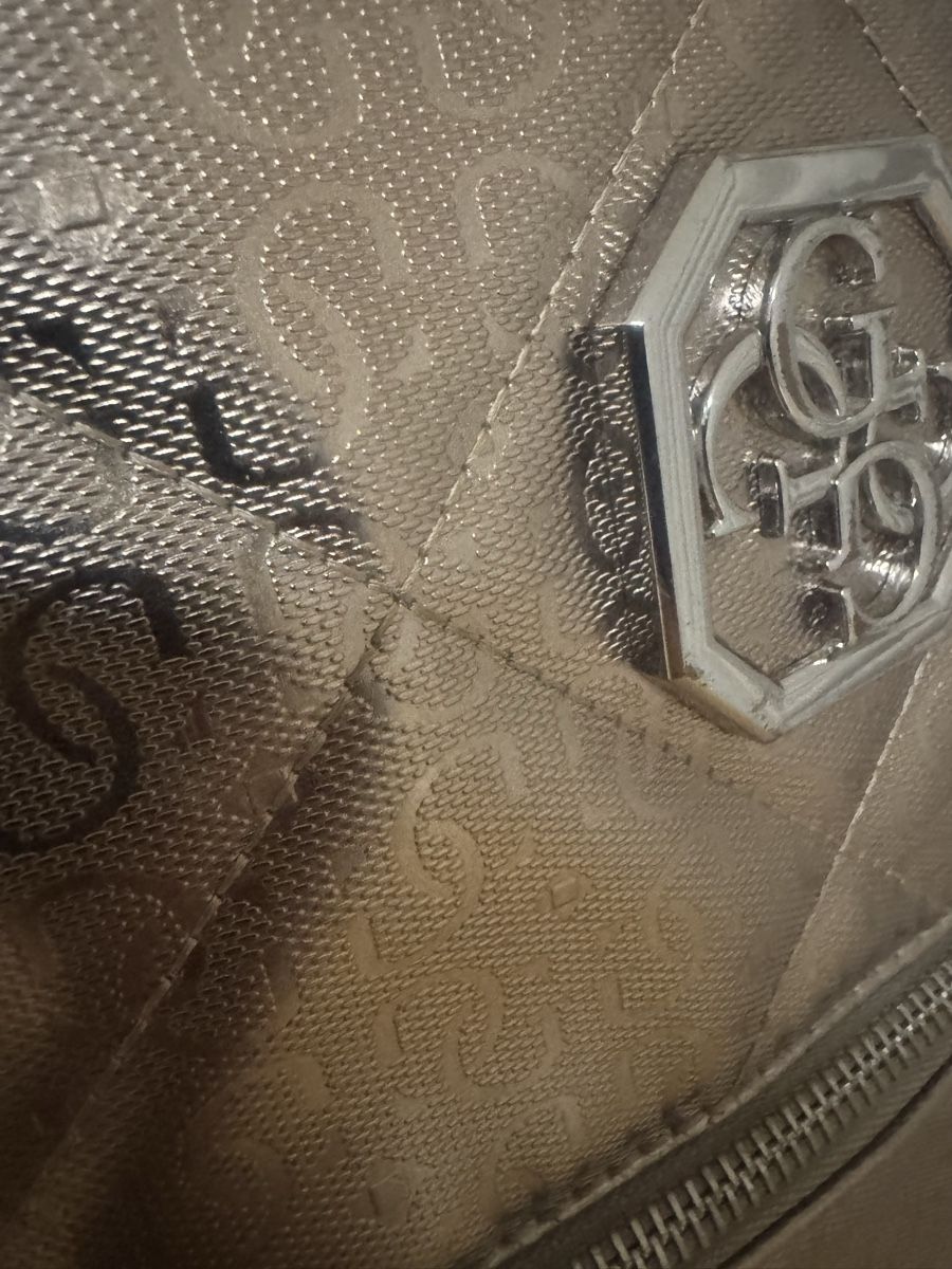 Guess Rucksäcke: Original GUESS Damen Rucksack – Neu (gemäss Beschreibung) aus Pratteln von VL_87 6