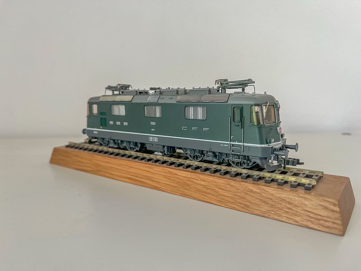 Roco Modellini di ferrovie: Roco Re 4/4 11161 DC Sound  – Nuovo (secondo la descrizione) da Font venduto da TrainspottersuisseHo 1