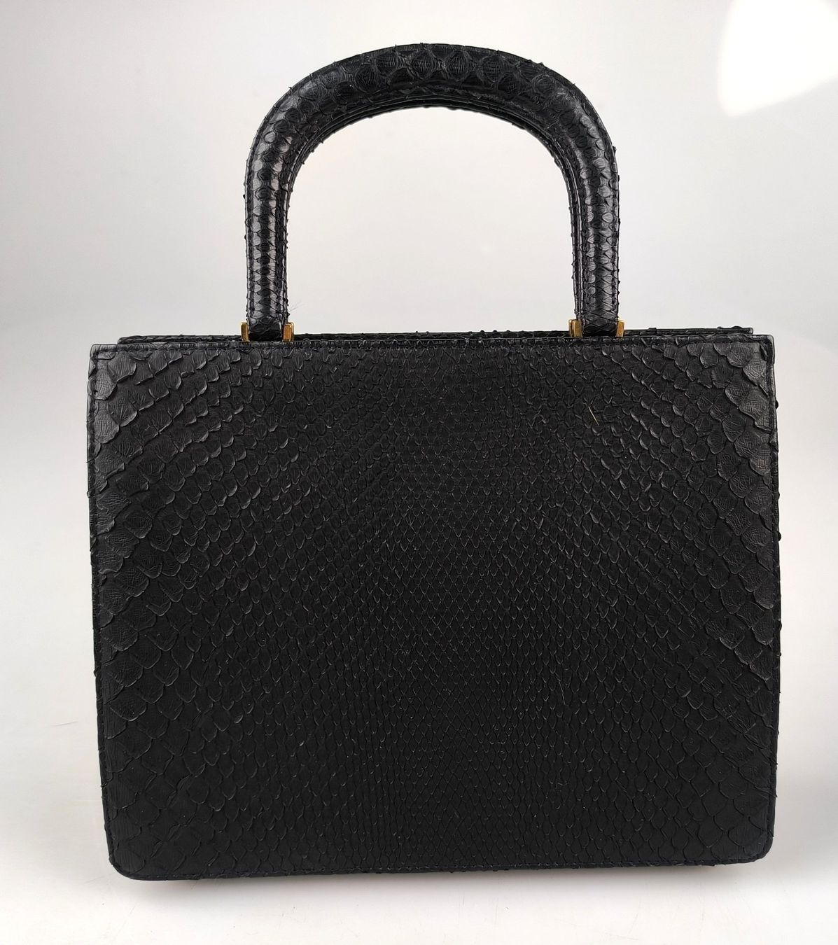 Sacs femmes: Handtasche Schlangenlederoptik – D'occasion à Rüti ZH par Restwert_Rueti_ZH 2