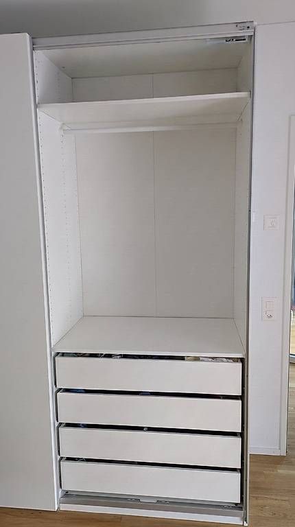 Ikea Guardaroba: Schiebetürenschrank (IKEA) – Usato da Kriens venduto da mar_6wy6 1