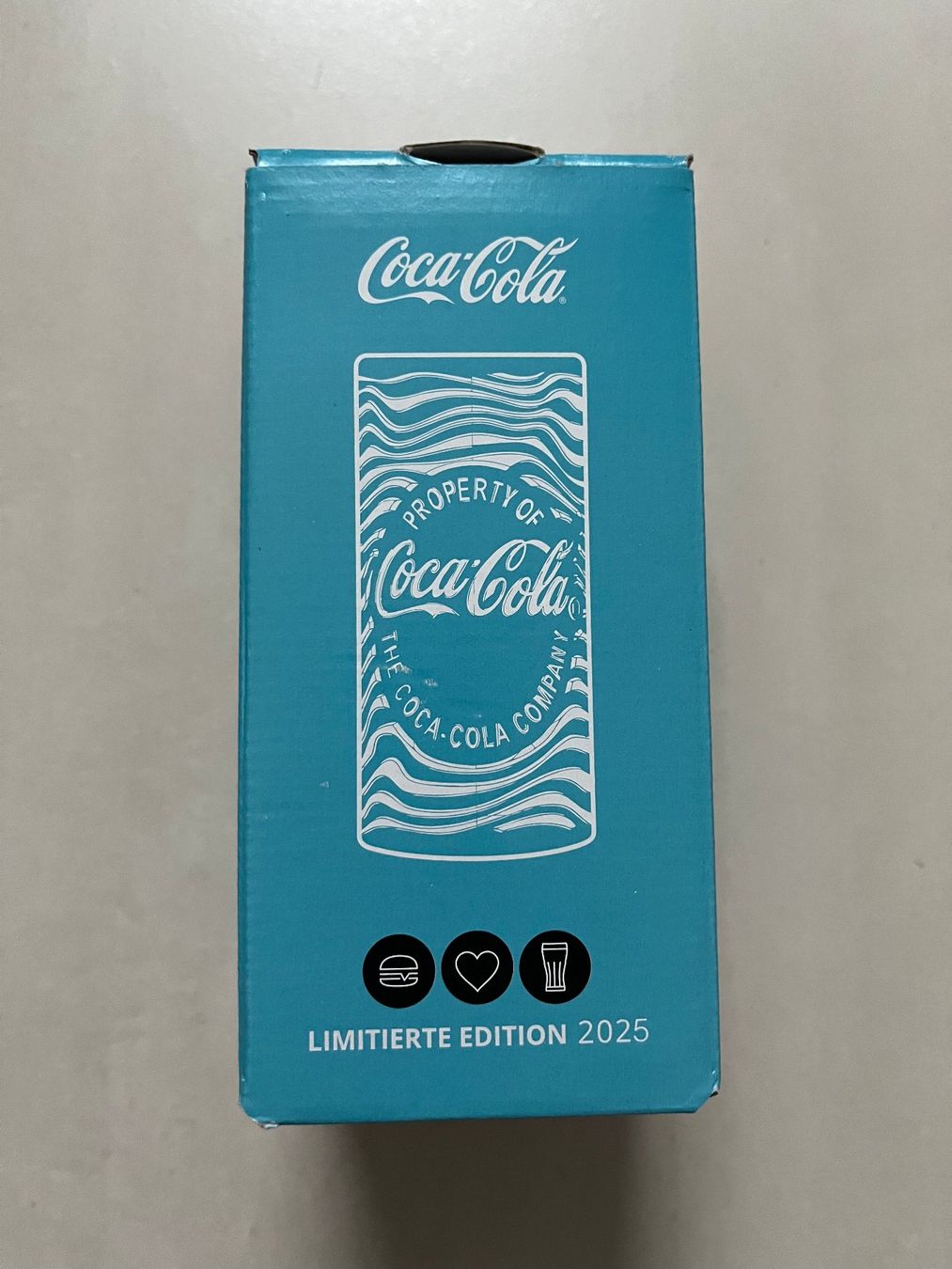 Bicchieri: Coca-Cola Glas - McDonalds - 2025 – Nuovo e nell'imballaggio originale da Zürich venduto da Nostalgia