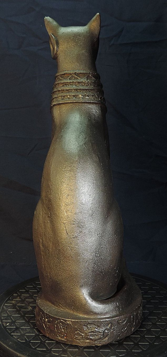 Statuette: Alte Ägyptische Katzen Statue, Eisen Figur – Usato da Duggingen venduto da roterbambus 2