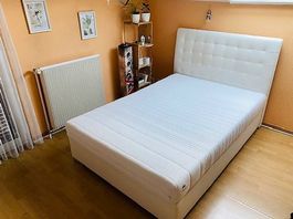 Boxspring Bett