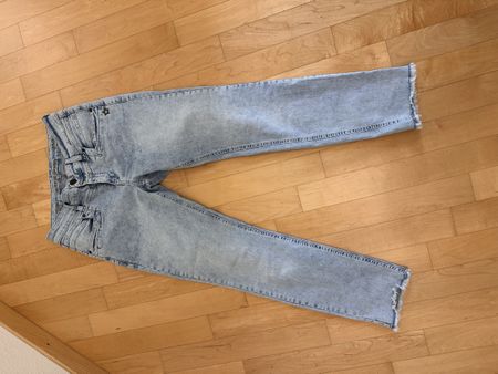 Tolle sommerliche Jeans in einer hellen Waschung.