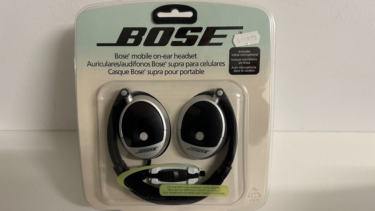 Bose Cuffie: Bose Mobile On-Ear Headset, Neu, Originalverpackt, Top! – Nuovo (secondo la descrizione) da Uster venduto da Rtvburkhardt