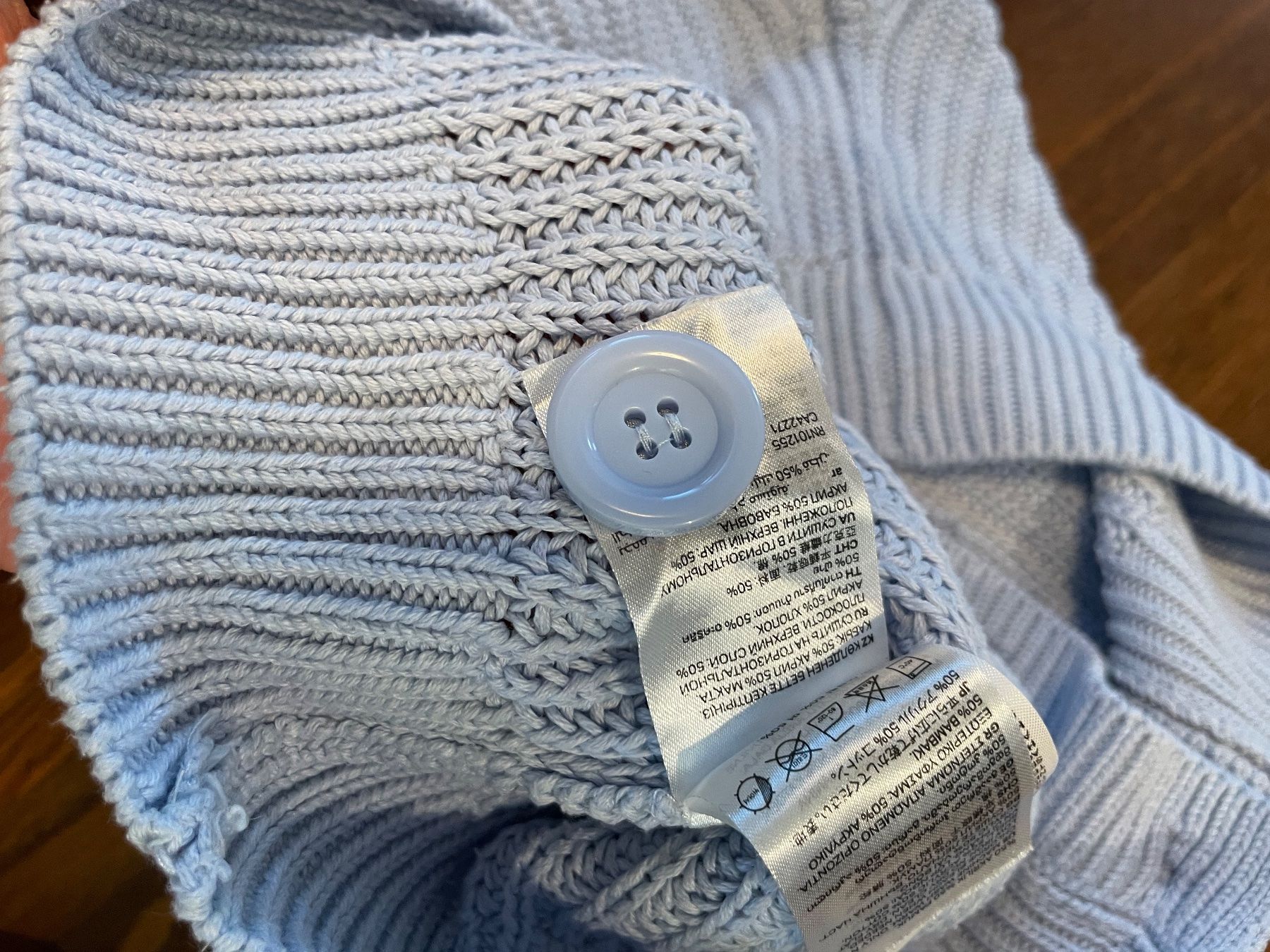 H&M Maglioni & Felpe: Süsser Strickpullover/ -jäckchen blau, xs – Nuovo (secondo la descrizione) da Liestal venduto da ela_2g9s 4