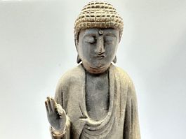 Japan Buddha Zushi "Holzkasten mit Buddha Figur"