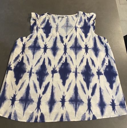 Tunique blanche avec motifs batik bleu toi
