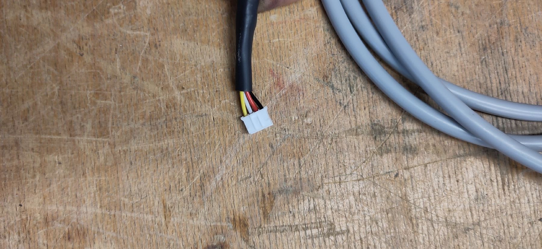 Victron Cavi: Ve.Direct Victron Adapterkabel 2.2 m – Usato da Liebefeld venduto da robi15blue 1