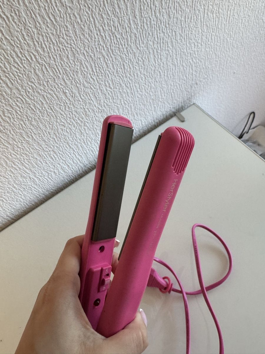 Piastre & Arricciacapelli: Fer à lisser Titanium rose, comme neuf! – Nuovo (secondo la descrizione) da Ecublens VD venduto da ago_557y 3