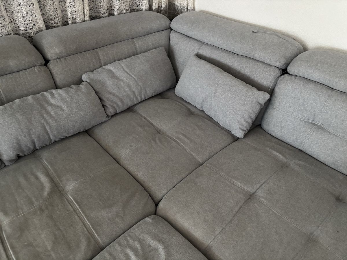 Sofas: Stylish Corner Sofa -  grey fabric  – D'occasion à Unterägeri par LuxBagsCH 2