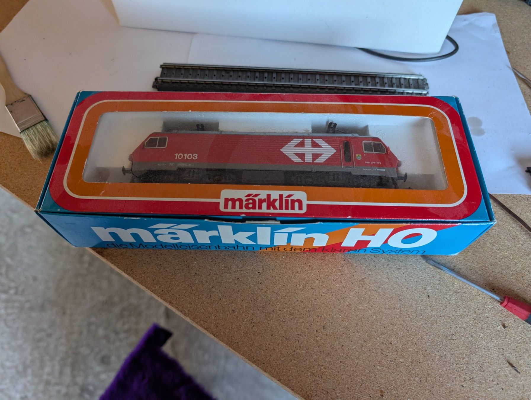 Märklin Modelleisenbahnen: Märklin 3328 Re 4/4 SBB – Gebraucht aus Steffisburg von Narzisse 5