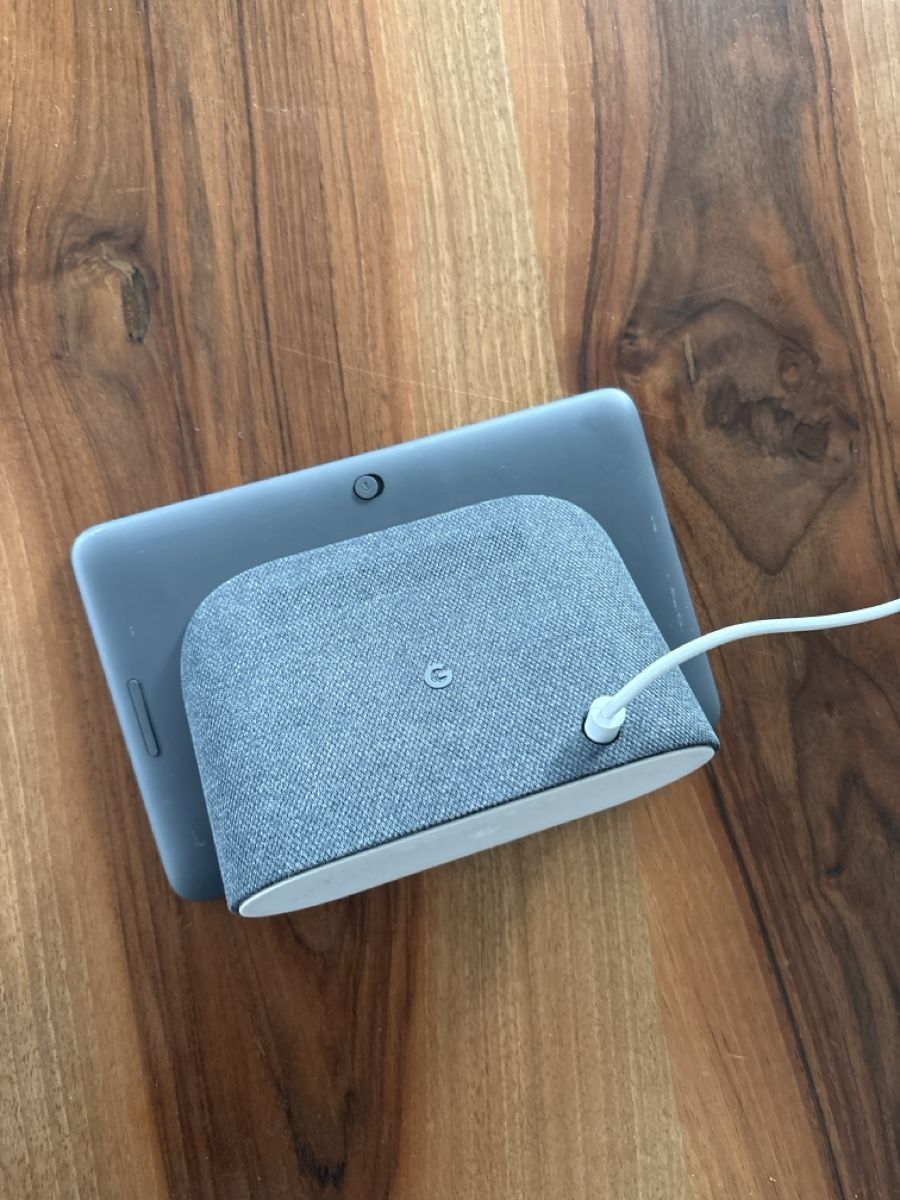 Tablet PC: Google Nest Hub (H1A) weiss gebraucht – Usato da Brunnen venduto da eli_8ykg 1