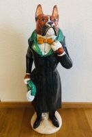 Skuriler Menschenhund aus Keramik