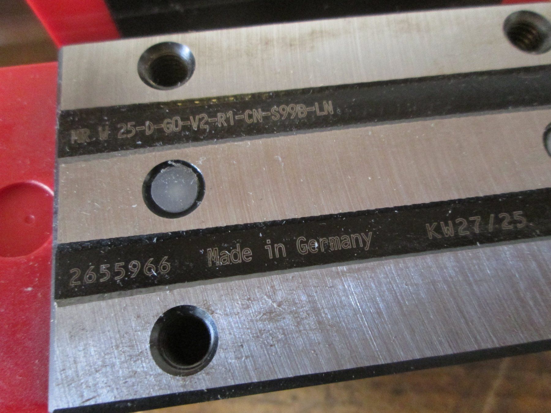 Altro per industria metallurgica: Schneeberger Linearführung 748m lang – Nuovo (secondo la descrizione) da Steffisburg venduto da Schwabis 1