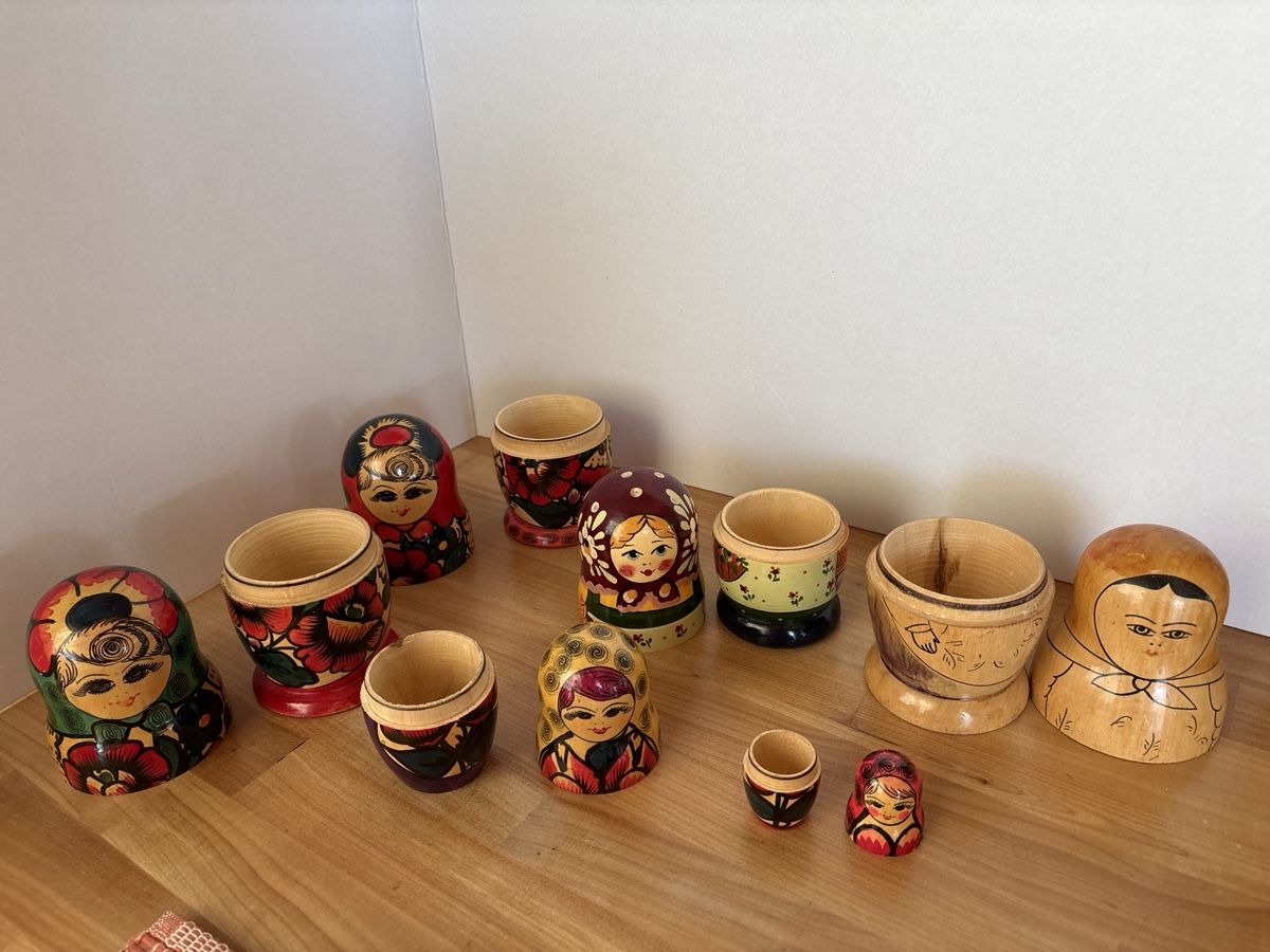 Tutte le decorazioni: Babuschta Teile ( nicht vollständig ) – Usato da Rümlang venduto da euqinom16 2