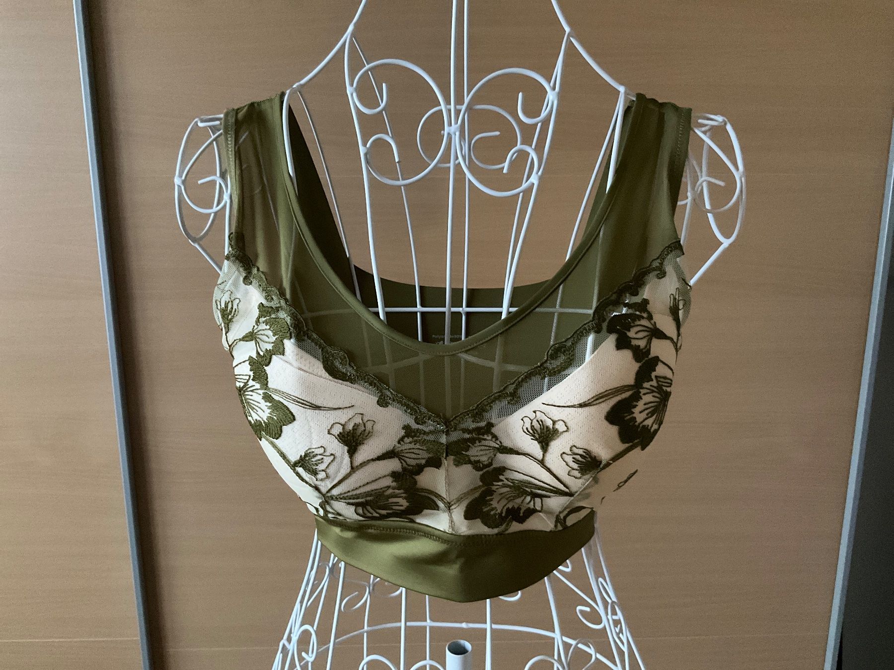 Autres dessous: St gorgé neuf très confortable – Neuf avec emballage d'origine à Murten par Louis1954