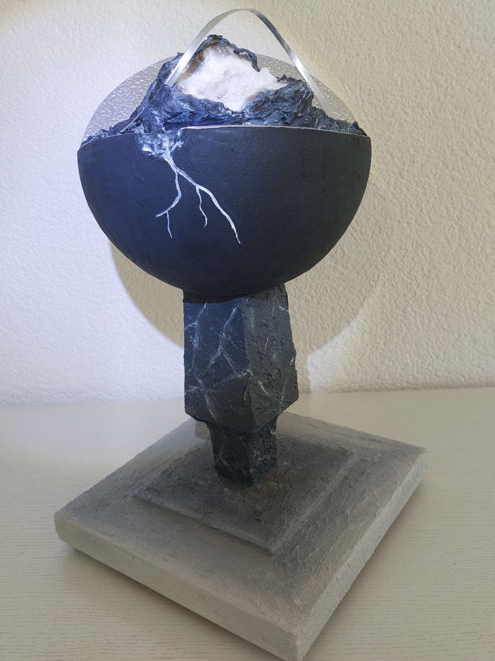 Sculture & Statue: Skulptur Handarbeit mit einer Geode( Bergkristall) – Usato da Zürich venduto da ChiaraCindyLou 2