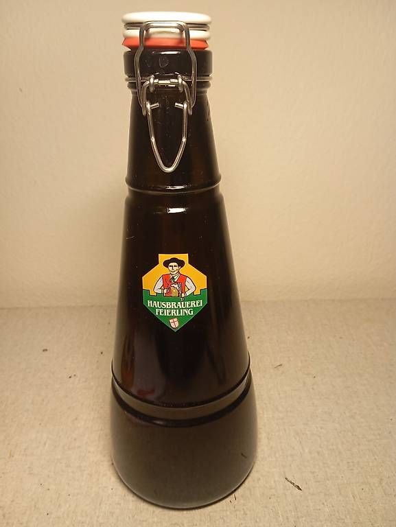 Bicchieri, Caraffe & Bottiglie: Bierflasche Hausbrauerei feierling – Usato da Basel venduto da Petergunn