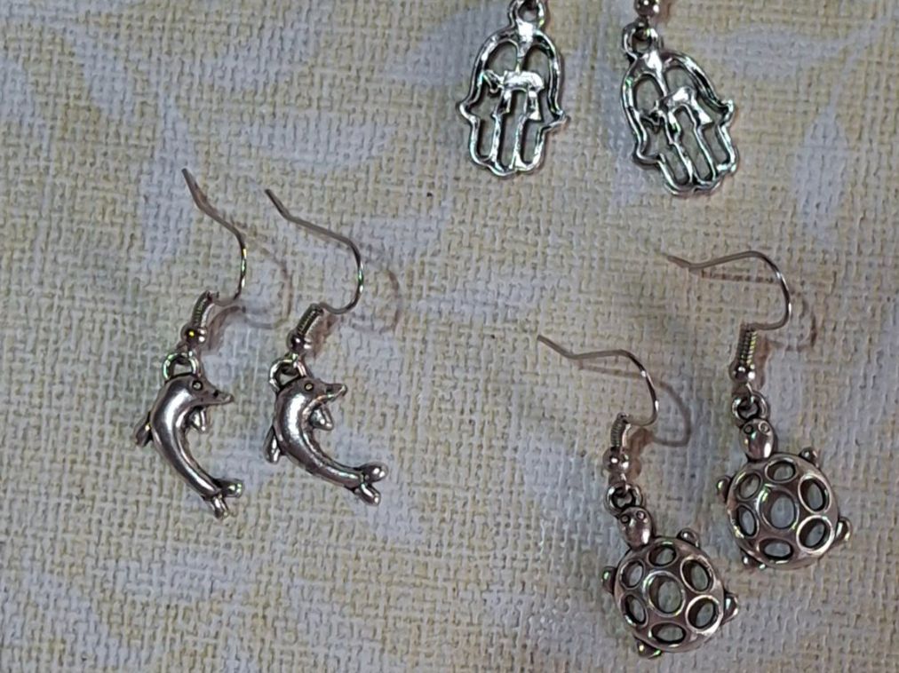 Orecchini pendenti & Orecchini a lobo: Drei paar Ohrhänger ca. 31 mm lang – Nuovo (secondo la descrizione) da Münchenbuchsee venduto da babilibern 5