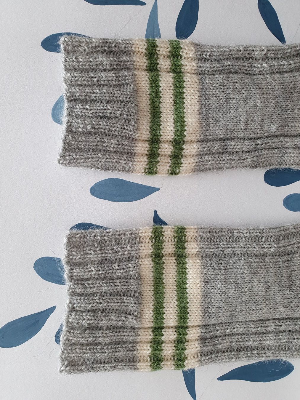 Calze: Handgestrickte Socken, Gr. 38, Wollsocken, Geschenk – Nuovo e nell'imballaggio originale da Neunkirch venduto da Sandramay 4